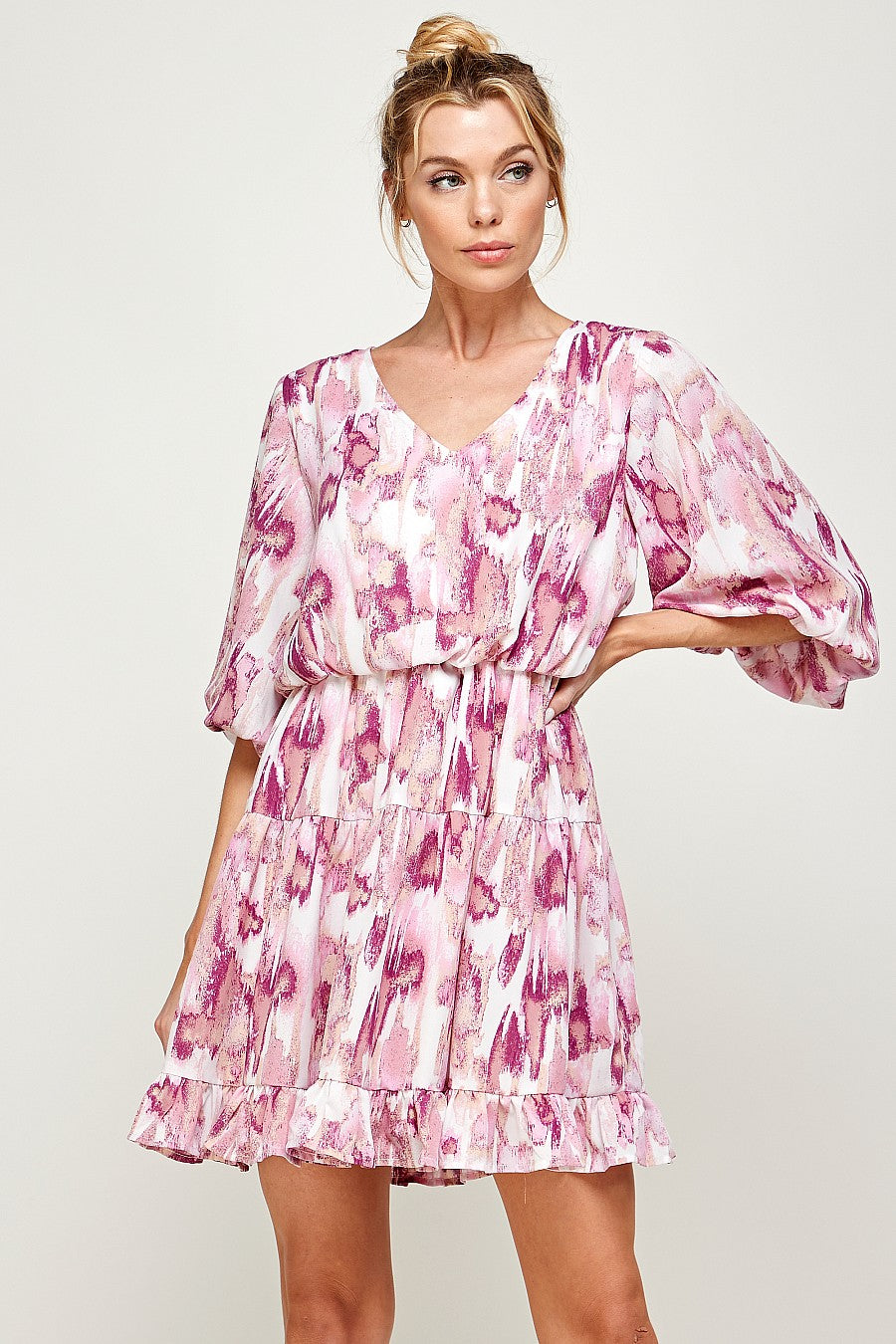 Short 3/4 Sleeve V Neck Printed Dress